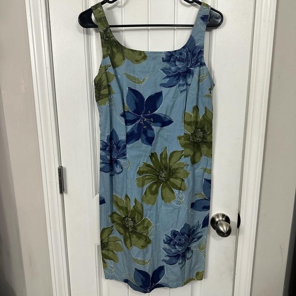 Faded Glory Dresses & Skirts - Blue tropical floral midi dress size medium.